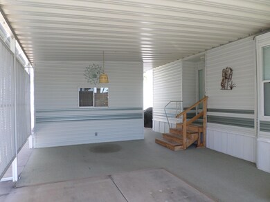 UNATTACHED SHED