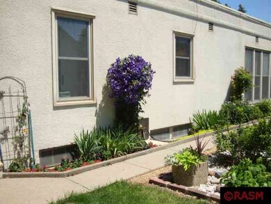 1719 N Broad St, Mankato, MN 56001 - photo 3