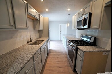 4714 Kay Ann Dr, San Antonio, TX 78220 - photo 5