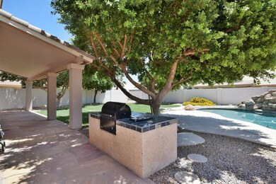 557 N Newport St, Chandler, AZ 85225 - photo 5