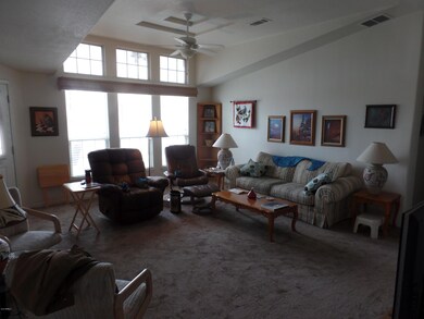 2117 N PIPER PL 007