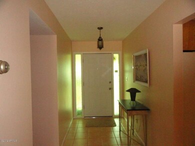 ENTRY FOYER