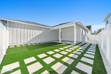 1917 Rushes Ave, Panama City, FL 32405 - photo 2