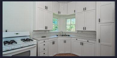 1503 Smith St, Waller, TX 77484 - photo 7