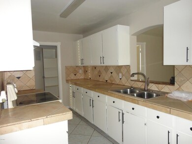4334 N 48th Ave, Phoenix, AZ 85031 - photo 6