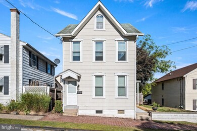 21 N Church St, Spring City, PA 19475 - photo 2