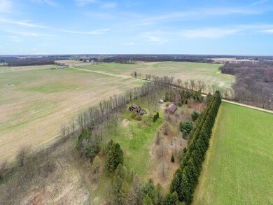 52113 Halverson Rd-17