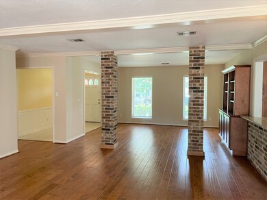 5607 Randon Rd, Houston, TX 77091 - photo 3
