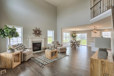 303 Collins Dr, Mahomet, IL 61853 - photo 3