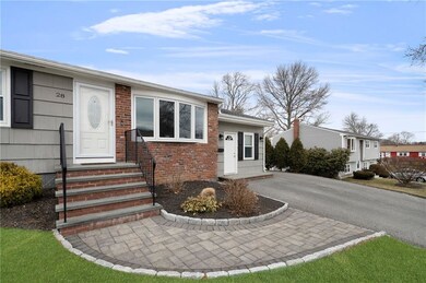 28 Starling Dr, Cranston, RI 02920 - photo 4