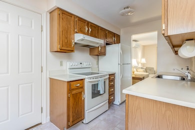 33 Stratton Rd unit 33, Scarborough, ME 04074 - photo 6