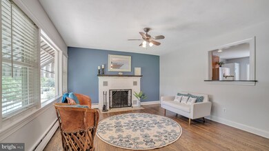 306 Edgemere Dr, Annapolis, MD 21403 - photo 5