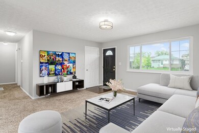 4155 Dixie Ct, Columbus, OH 43228 - photo 3