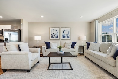 1725 Sunglow Ln, Dekalb, IL 60115 - photo 3