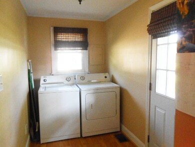 3110 31st St, Columbus, IN 47203 - photo 6