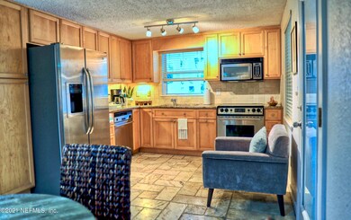 Kitchen 2 (use)