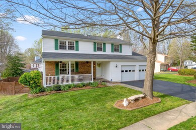 8850 Woodlawn Way, Springfield, VA 22153 - photo 5