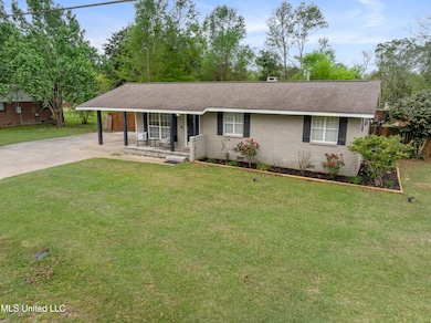 107_Forrest_Drive-2