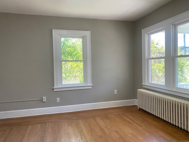 301 Terrace Ave, West Haven, CT 06516 - photo 3