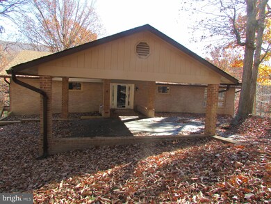 261 Lakeside Dr, Harpers Ferry, WV 25425 - photo 3