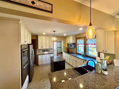 808 Western Ave, Batesville, IN 47006 - photo 3