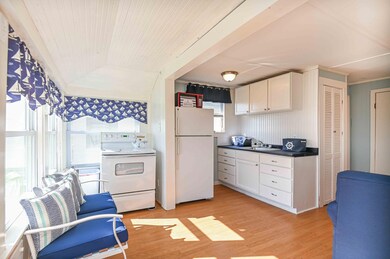337 Long Sands Rd unit 2, York, ME 03909 - photo 6