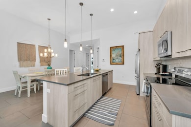 811 108th Ave N, Naples, FL 34108 - photo 4