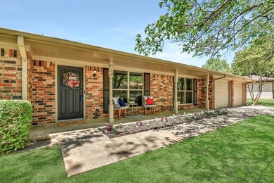 3612 Oakwood St, Denison, TX 75020 - photo 4