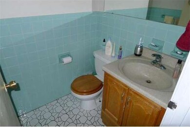 210 Cohasset St, Worcester, MA 01604 - photo 6