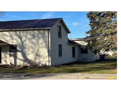 195 N Miller St, Markle, IN 46770 - photo 2