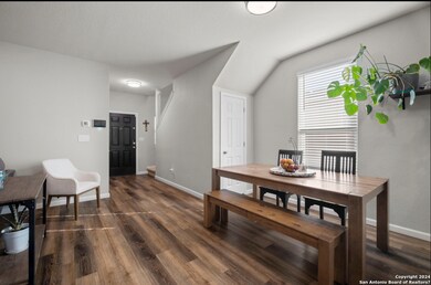 10203 Round Ridge, San Antonio, TX 78254 - photo 3
