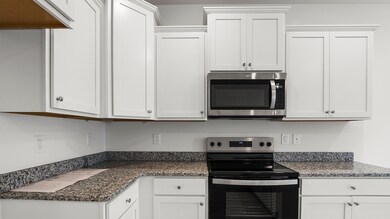 Hawks_Landing_Townhomes_7_Kitchen