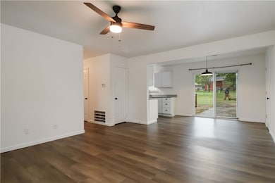 904 4th Ave SW, Gravette, AR 72736 - photo 6