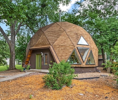 5146 Newton Ave N, Minneapolis, MN 55430 - photo 2