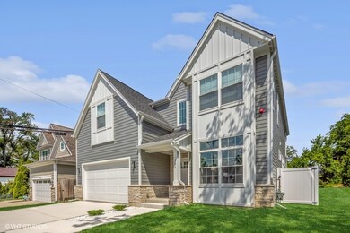 521 W 3rd St, Elmhurst, IL 60126 - photo 2