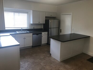 63 Chestnut St unit 1, Spencer, MA 01562 - photo 4