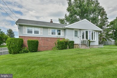 3652 N Clearwater Ln, Brookhaven, PA 19015 - photo 3