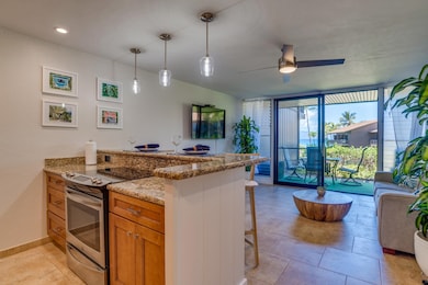 4057 Lower Honoapiilani Rd unit 122, Lahaina, HI 96761 - photo 6