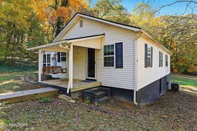 605 Wilson Rd, Maryville, TN 37801 - photo 3