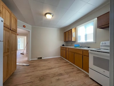 1923 6th St W, Ashland, WI 54806 - photo 4