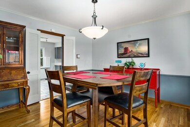 Formal Dining