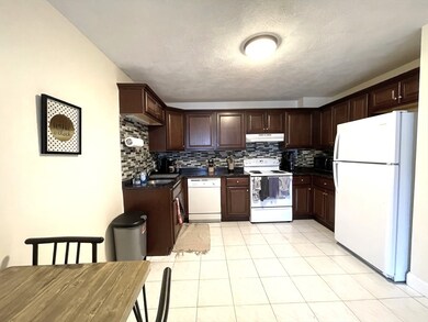 6 Mclean Place unit 7, Cambridge, MA 02140 - photo 2