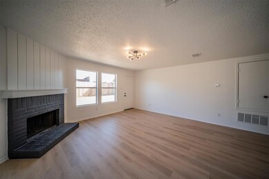 1121 Silent Star Ln, Denton, TX 76210 - photo 3