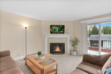 4904 81st Place SW unit 205, Mukilteo, WA 98275 - photo 2