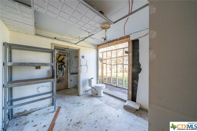 221 Hungry Hill Rd, Eddy, TX 76524 - photo 7