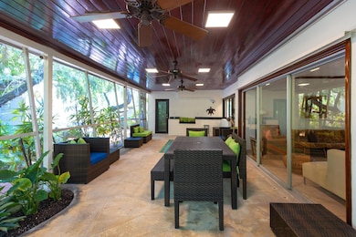 510 sq. ft. screened in porch