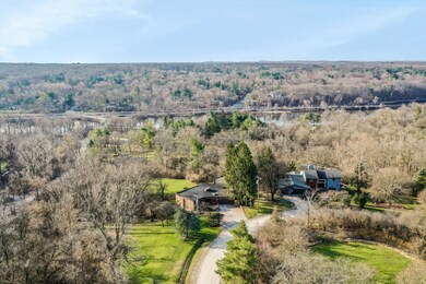 05-1745 Westridge Rd 060