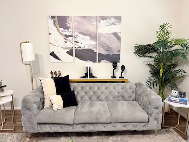 142 E Spindle Tree Cir, Spring, TX 77382 - photo 2