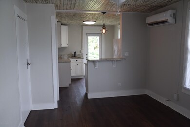 Living to Kitchen