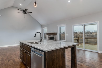 939 168th St, Bonner Springs, KS 66012 - photo 5